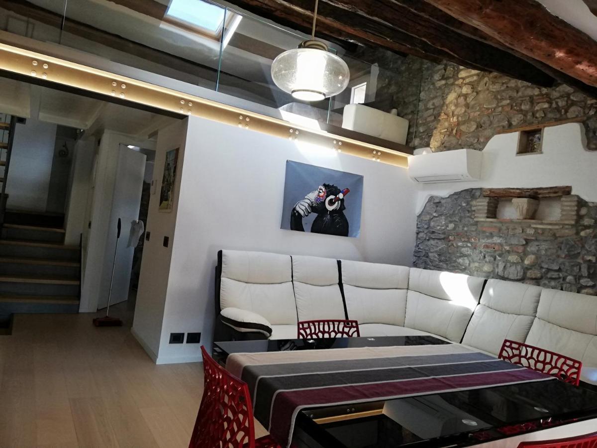 Апартаменти Loft In Piazza Con Soppalco Чивідале-дель-Фріулі Екстер'єр фото