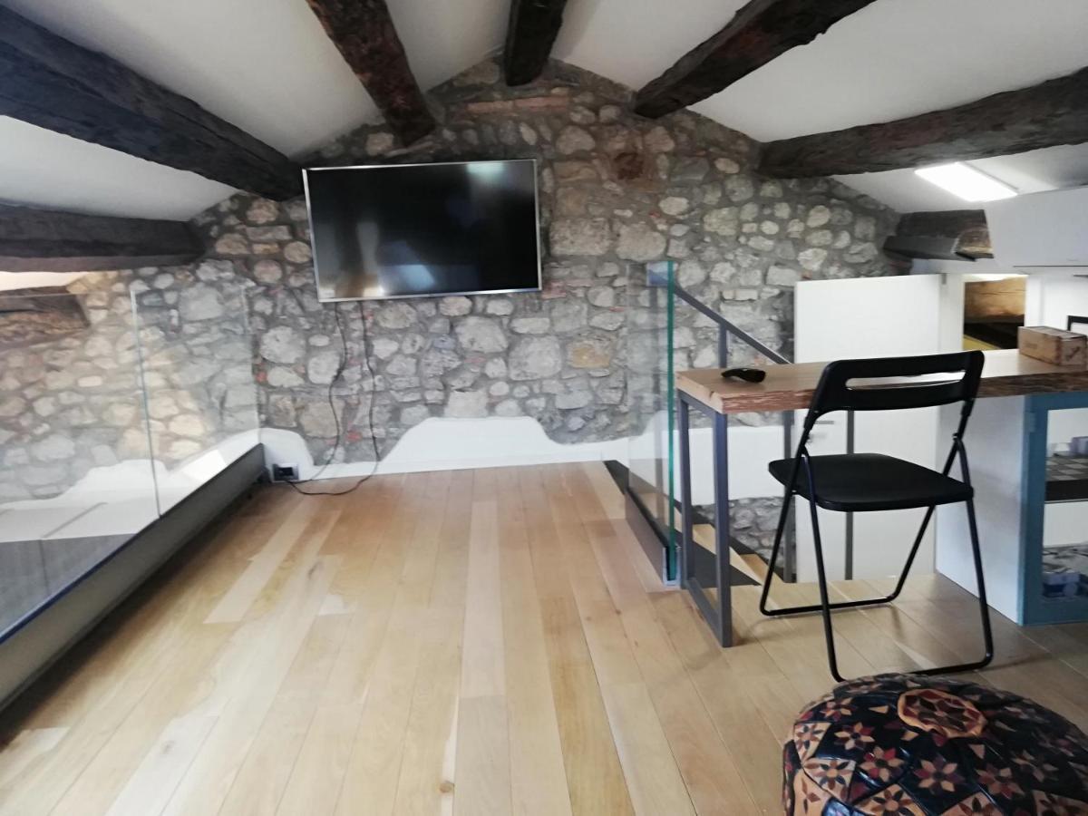 Апартаменти Loft In Piazza Con Soppalco Чивідале-дель-Фріулі Екстер'єр фото