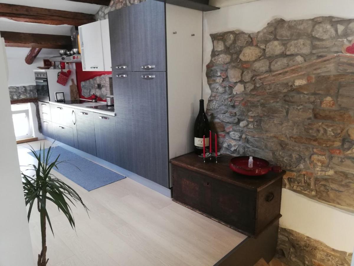 Апартаменти Loft In Piazza Con Soppalco Чивідале-дель-Фріулі Екстер'єр фото